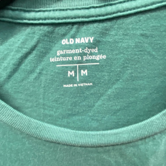 Old Navy pocket tee - Picture 5 of 5